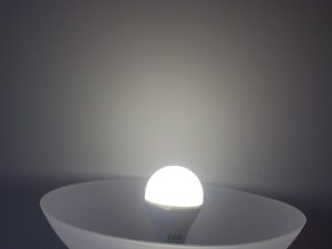 Auraglow Tageslichtlampe im Deckenfluter